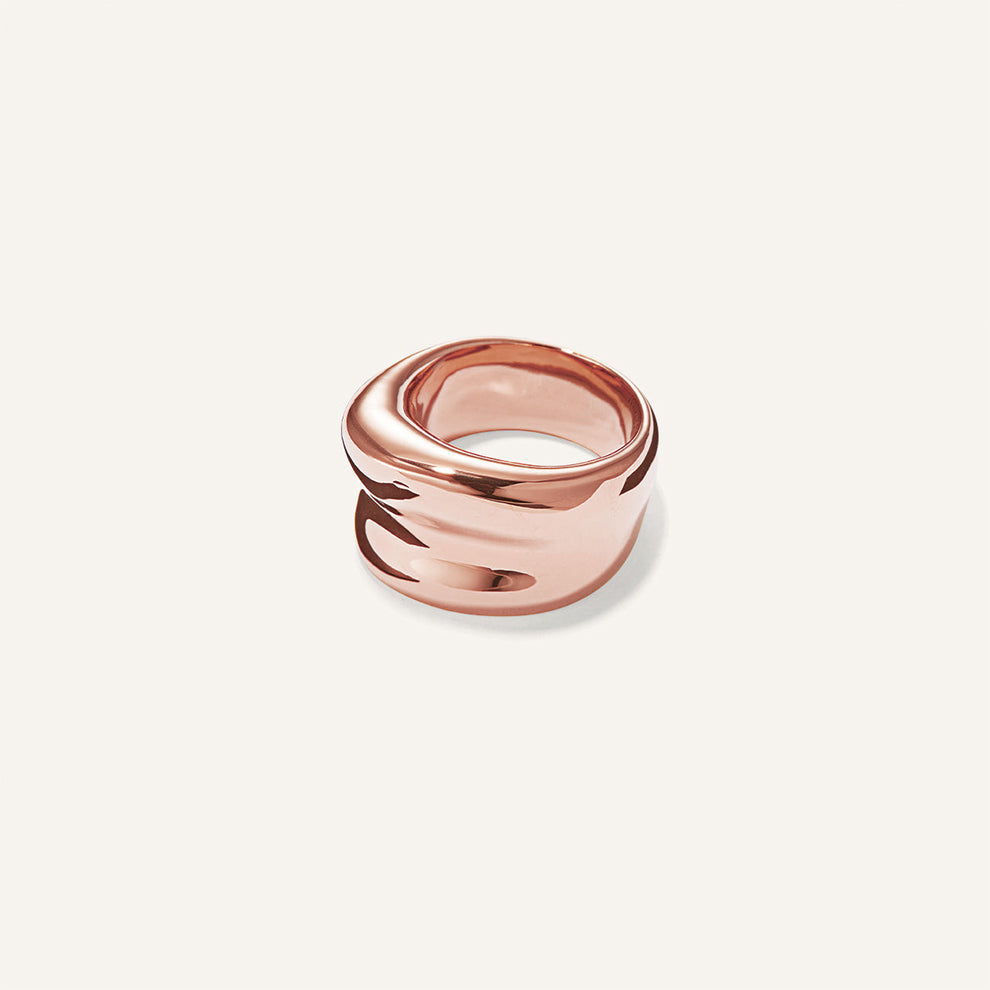 High-gloss Statement Ring