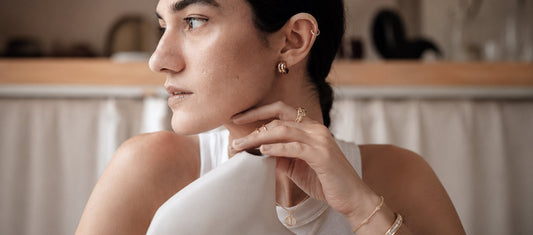 Timeless Jewellery Pieces That Never Go Out of Style