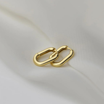 U-shaped Hoop And Huggies