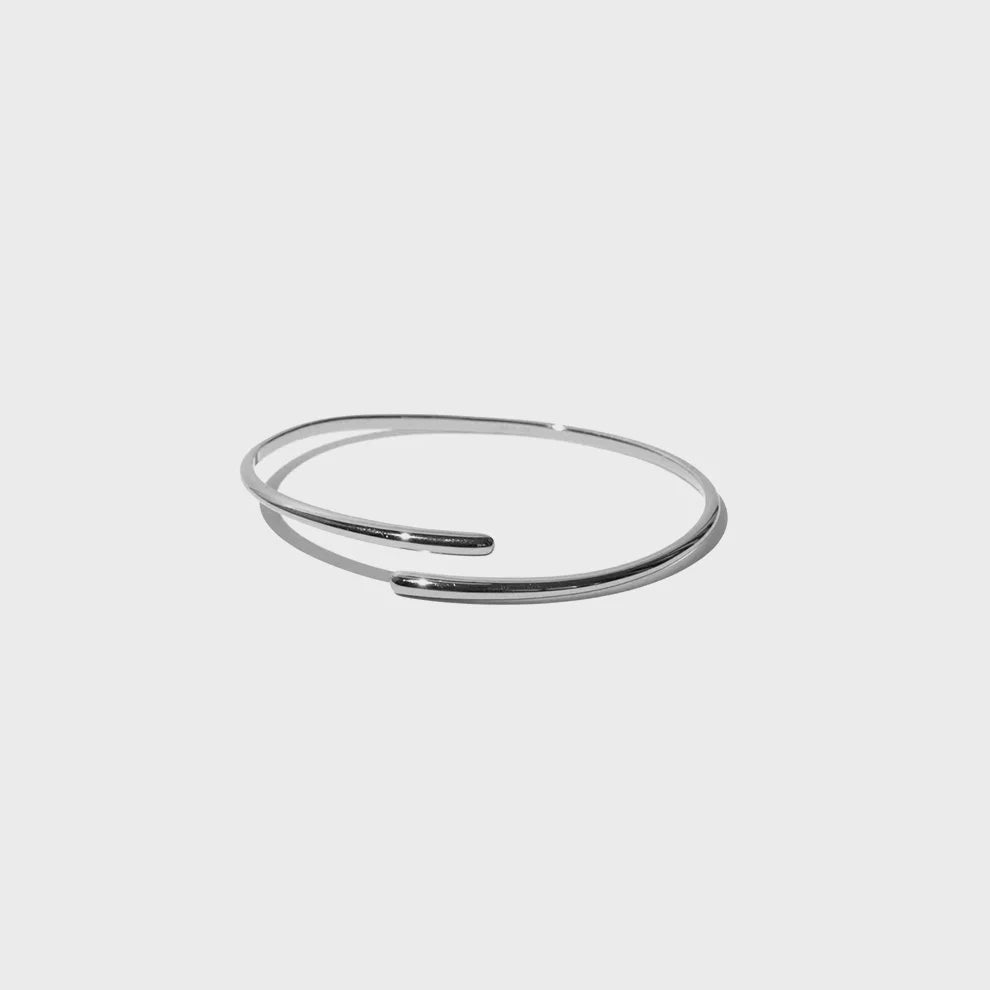 Twist Adjustable Bracelet
