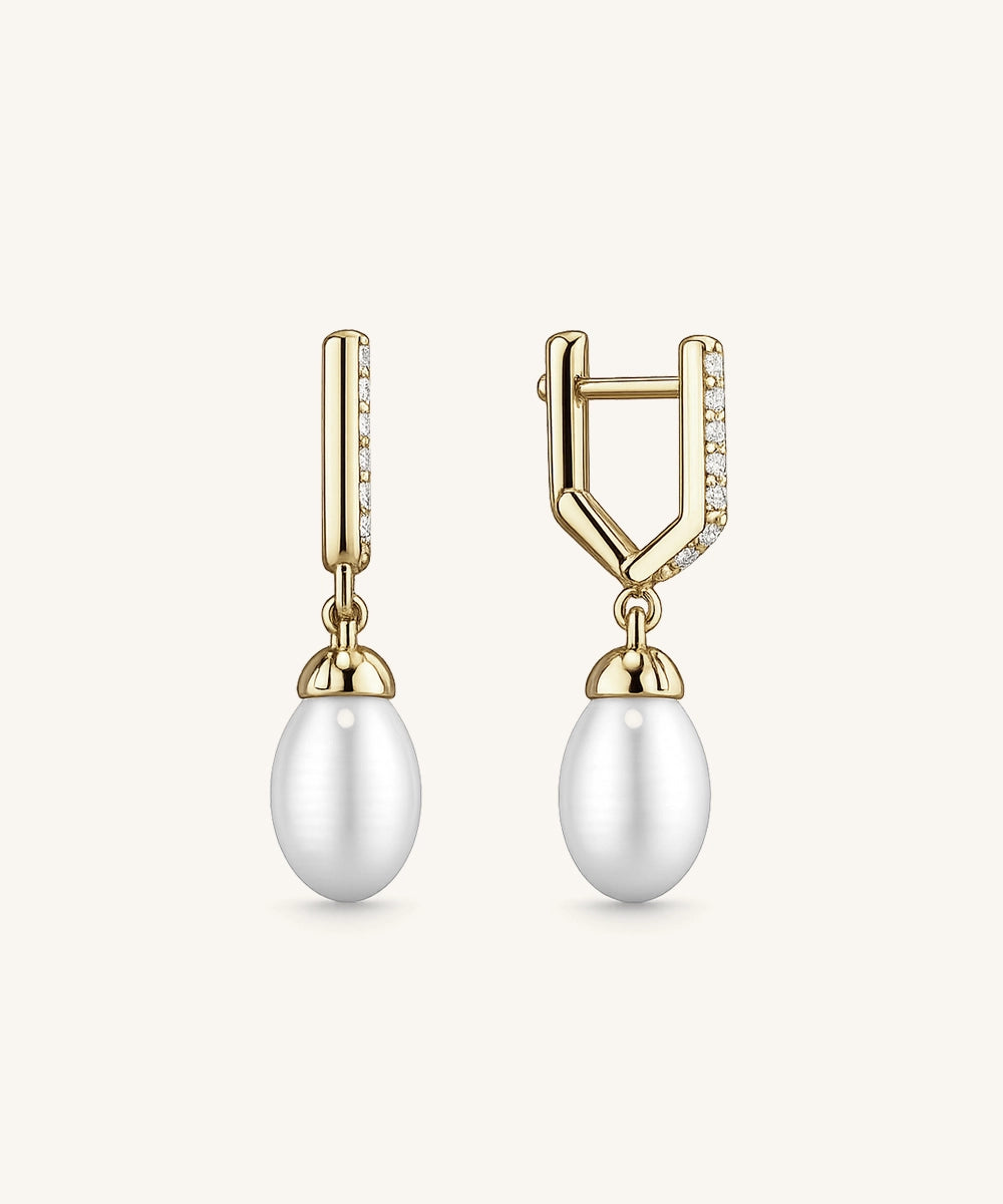Elegant Pearl Drop Earrings