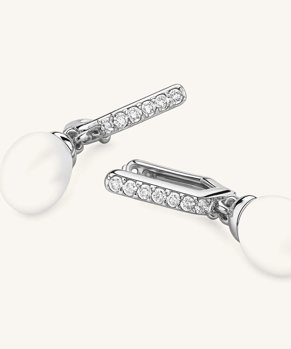 Elegant Pearl Drop Earrings