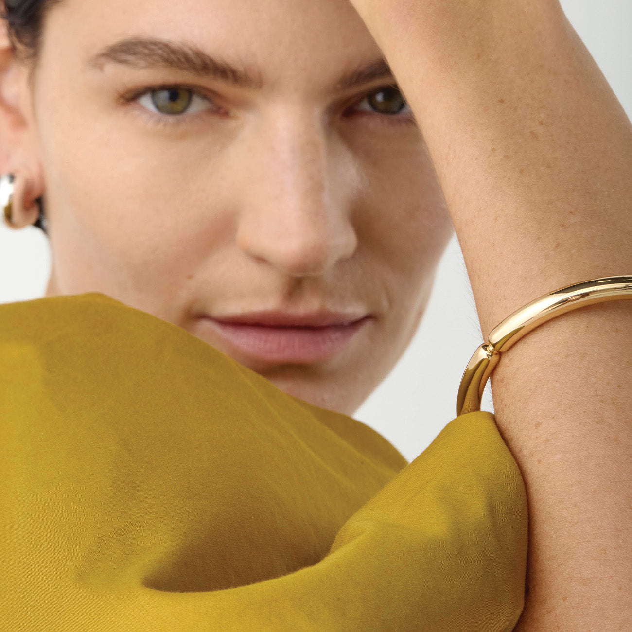 Golden Izabella Bangle