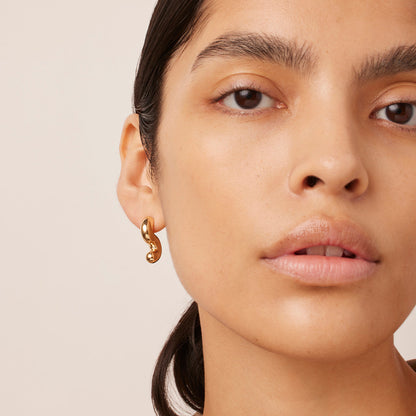 14K Gold Mini S-curve Earrings