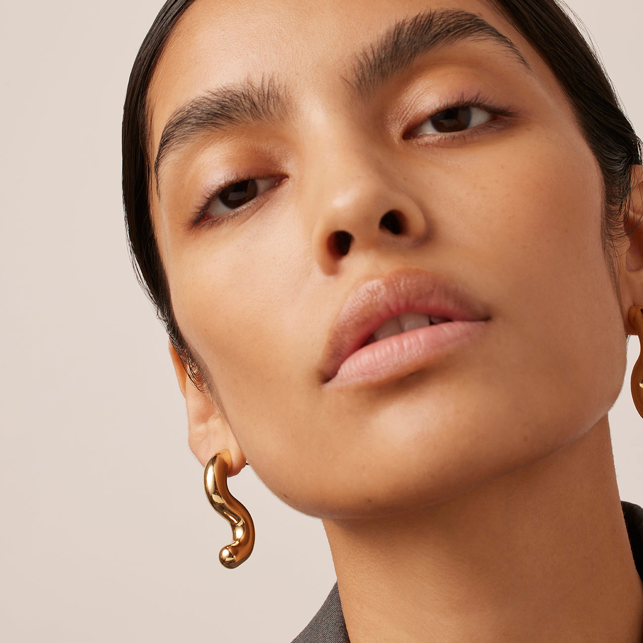 14K Gold Wave Earrings
