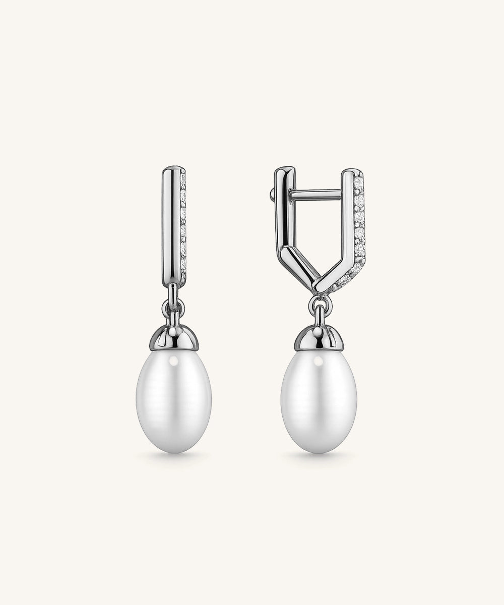 Elegant Pearl Drop Earrings