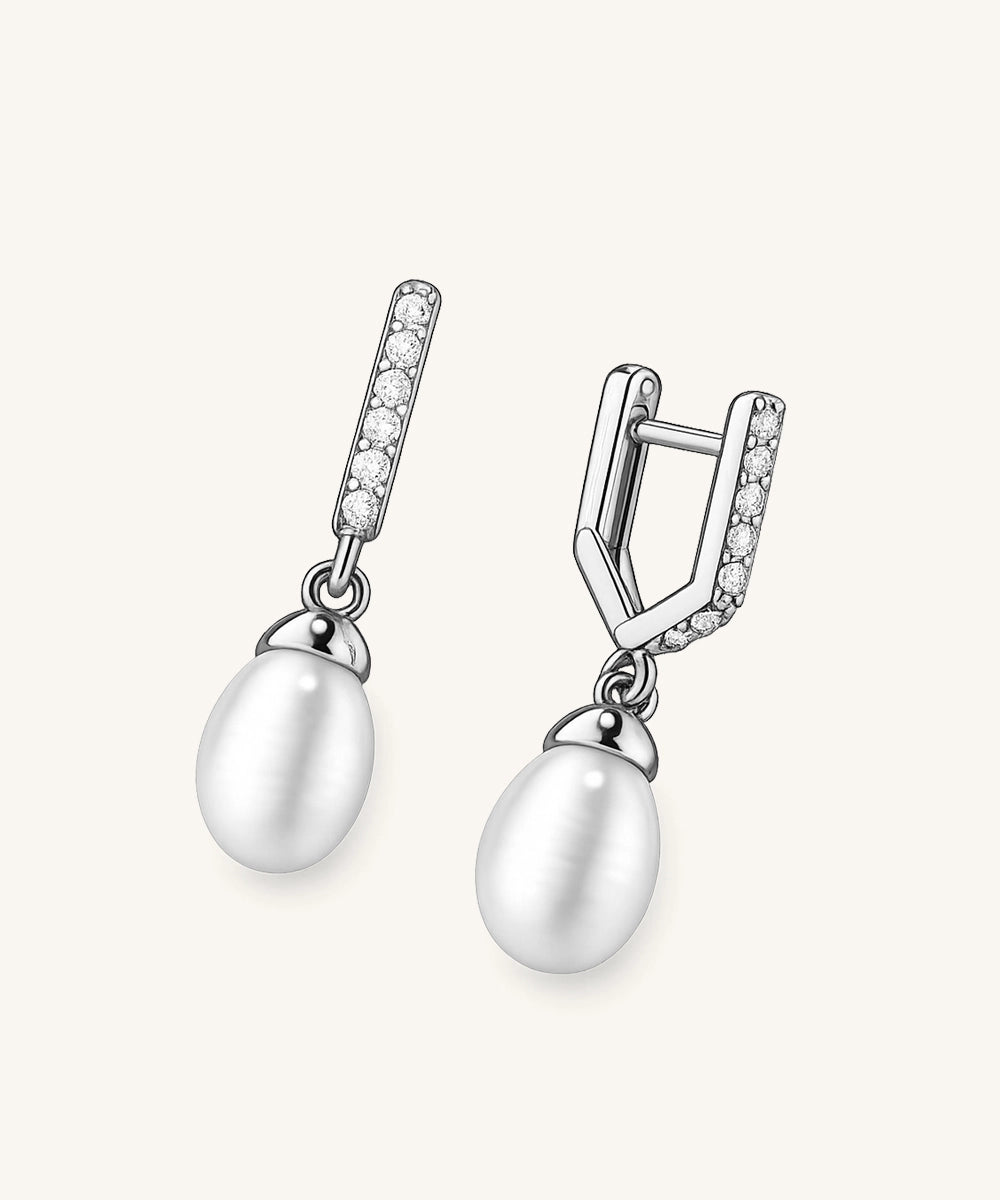 Elegant Pearl Drop Earrings