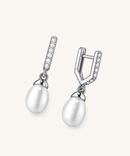 Elegant Pearl Drop Earrings